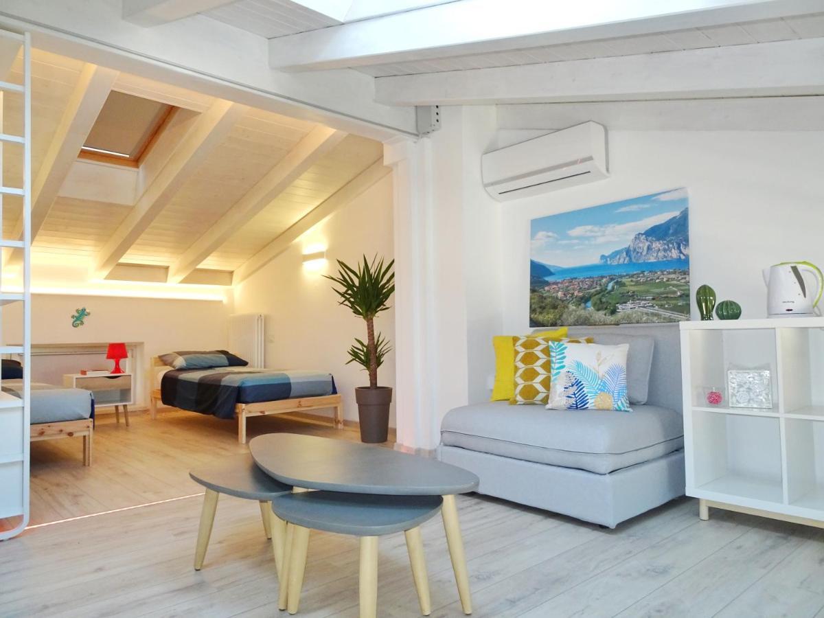 리바 델 이탈리아 베로나 Antica Casa Alboletta 아파트 외부 사진